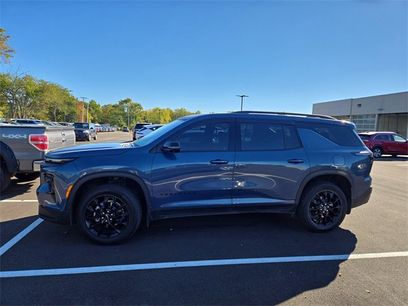 Used 2025 Chevrolet Traverse LT w/ Midnight/Sport Edition