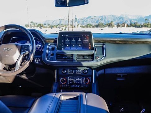 Used 2023 Chevrolet Tahoe Z71 w/ Luxury Package image 13