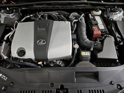 Certified 2025 Lexus ES 350 w/ Premium Package image 30