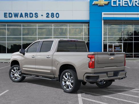New 2026 Chevrolet Silverado 1500 High Country AWD/4WD image 3
