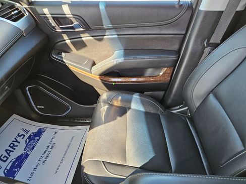 Used 2020 Chevrolet Tahoe LT image 14