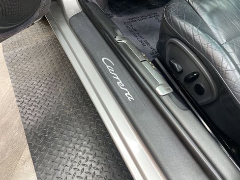 Used 1999 Porsche 911 Carrera image 40