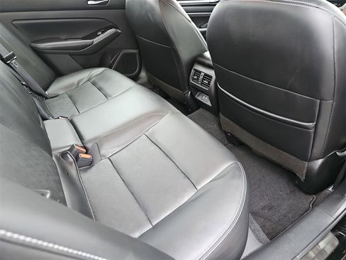 Used 2023 Nissan Altima 2.5 SL image 14