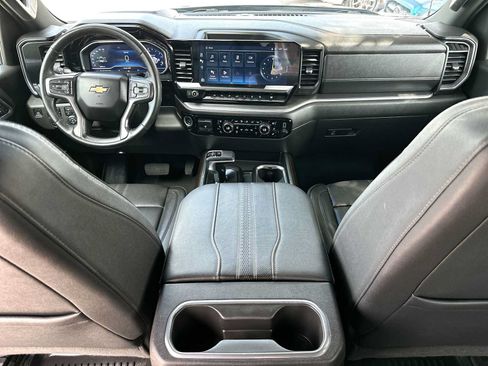 Used 2023 Chevrolet Silverado 1500 High Country w/ Technology Package AWD/4WD image 25