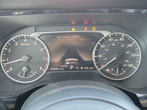 Used 2025 Nissan Pathfinder SV FWD image 22
