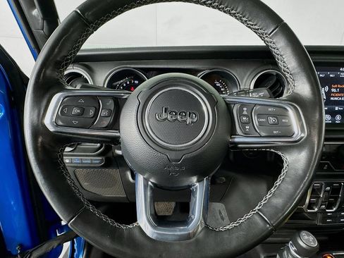 Used 2023 Jeep Wrangler Unlimited Sahara w/ Cold Weather Group AWD/4WD image 46