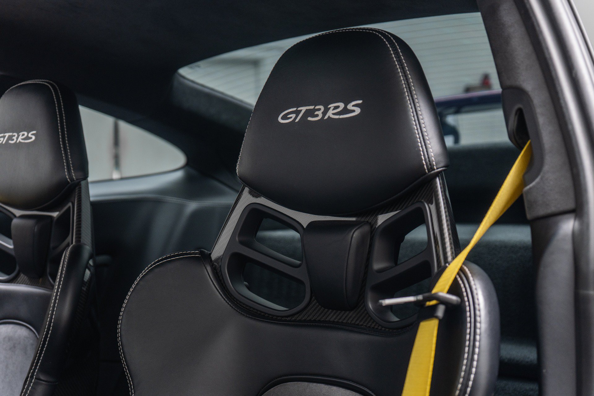 Used 2016 Porsche 911 GT3 RS RWD image 28
