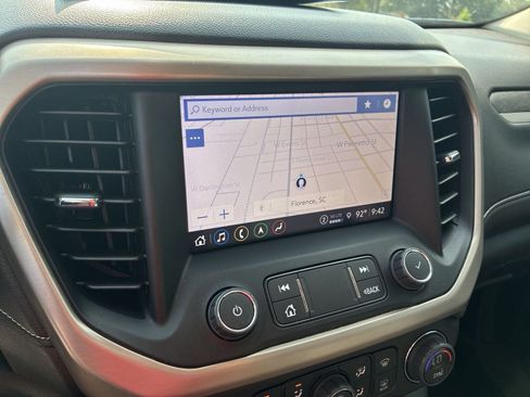 Certified 2022 GMC Acadia Denali w/ Black Diamond Edition AWD/4WD image 14