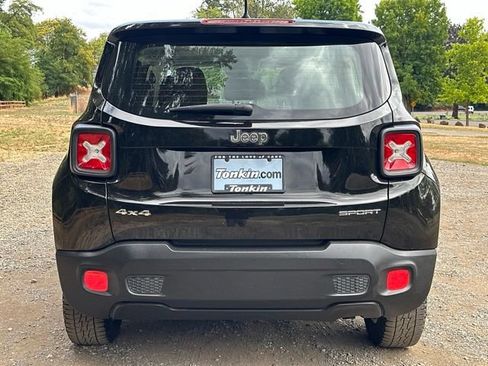 Used 2015 Jeep Renegade Sport w/ Power & Air Group AWD/4WD image 8