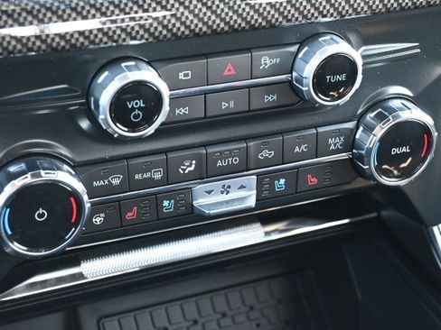 New 2025 Ford F150 Lariat w/ Equipment Group 502A High image 28