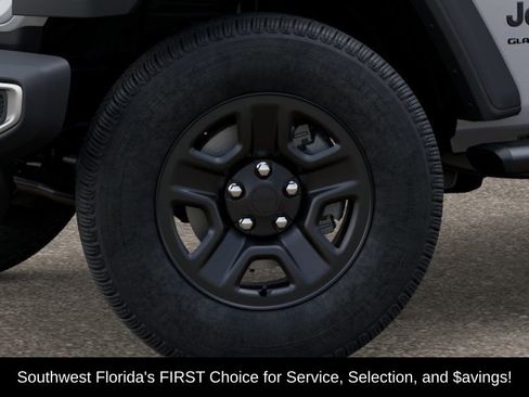 New 2026 Jeep Gladiator Sport image 5