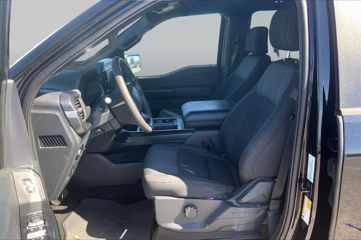 Certified 2025 Ford F150 STX w/ Equipment Group 200A RWD image 7