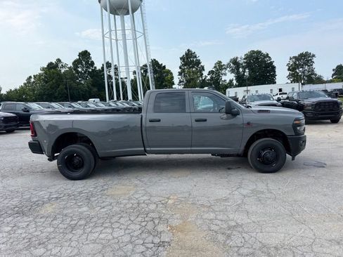 New 2027 RAM 3500 Tradesman AWD/4WD image 5