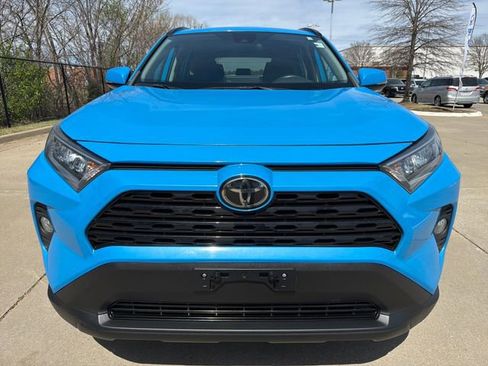 Used 2021 Toyota RAV4 XLE image 12
