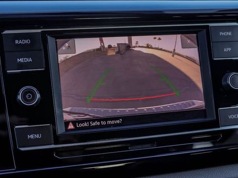 Used 2022 Volkswagen Taos S image 26