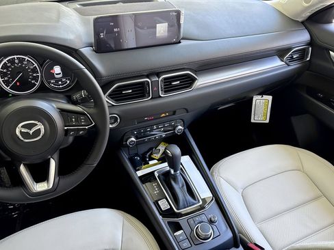 New 2025 MAZDA CX-5 AWD 2.5 S w/ Preferred Package image 14