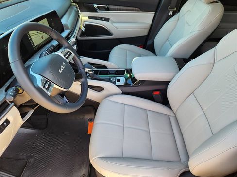 New 2025 Kia Telluride EX image 9