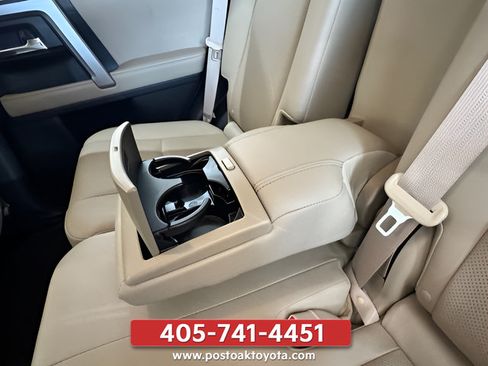 Used 2024 Toyota 4Runner Limited AWD/4WD image 24