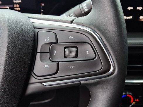 Certified 2025 Buick Encore GX Sport Touring w/ Comfort Package image 26