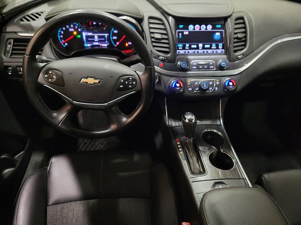 Used 2018 Chevrolet Impala LT FWD image 22