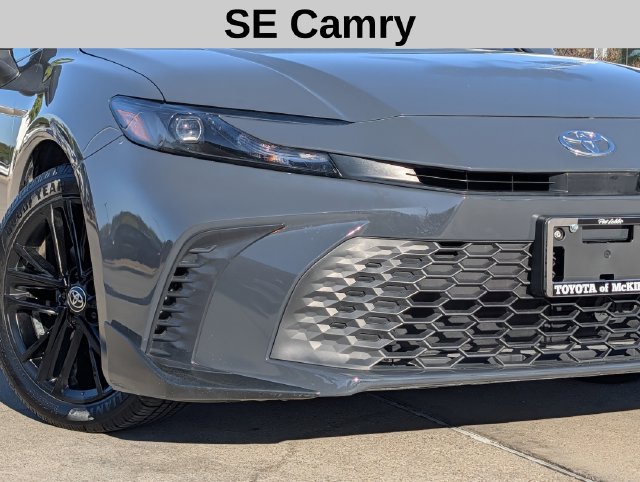 Used 2025 Toyota Camry SE w/ Multimedia Upgrade Package FWD image 3