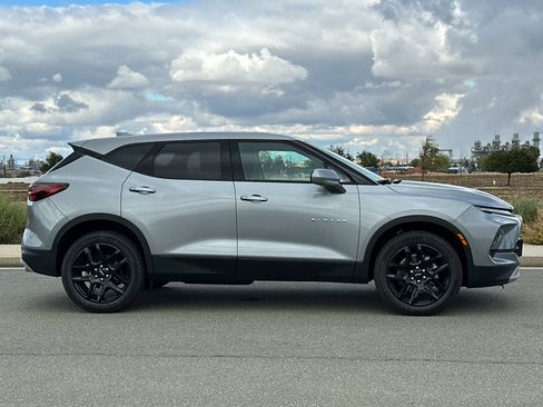 New 2025 Chevrolet Blazer LT w/ Driver Confidence Package image 3