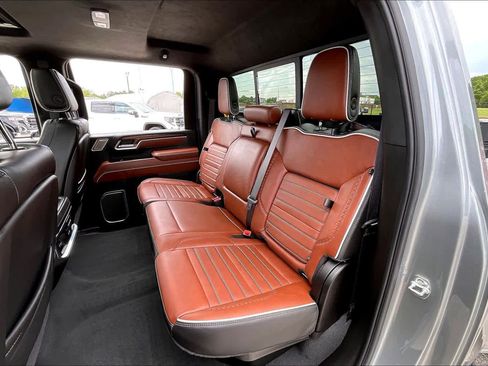 Used 2025 GMC Sierra 3500 Denali Ultimate AWD/4WD image 20