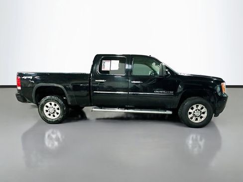 Used 2012 GMC Sierra 2500 Denali image 5