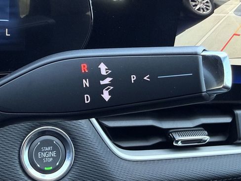 New 2026 Chevrolet Equinox LT image 19