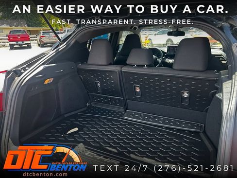 Used 2019 Toyota C-HR LE FWD image 26