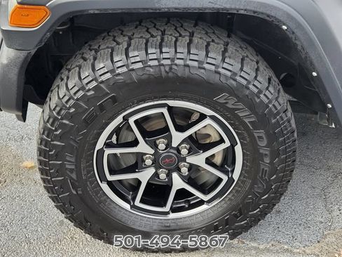 Used 2023 Jeep Wrangler Unlimited Sport AWD/4WD image 19