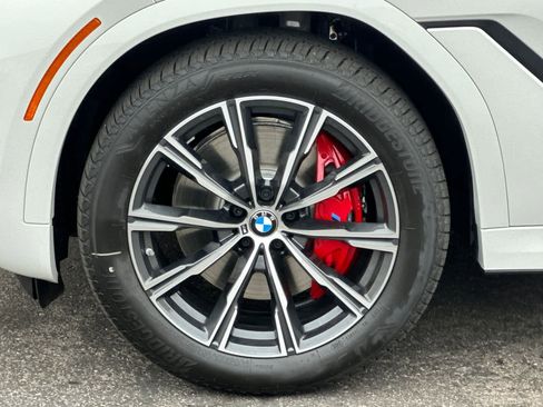 New 2026 BMW X6 xDrive40i image 31
