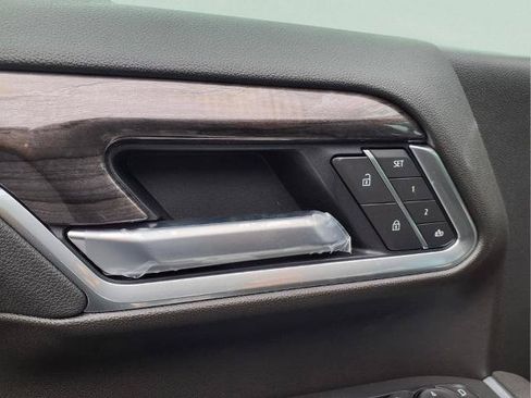 New 2026 Chevrolet Silverado 2500 LTZ w/ LTZ Plus Package AWD/4WD image 16