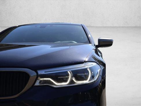 Used 2018 BMW M550i xDrive AWD/4WD image 2