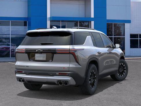 New 2026 Chevrolet Traverse Z71 w/ Enhanced Driving Package image 4
