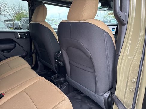 New 2026 Jeep Gladiator Sport image 44