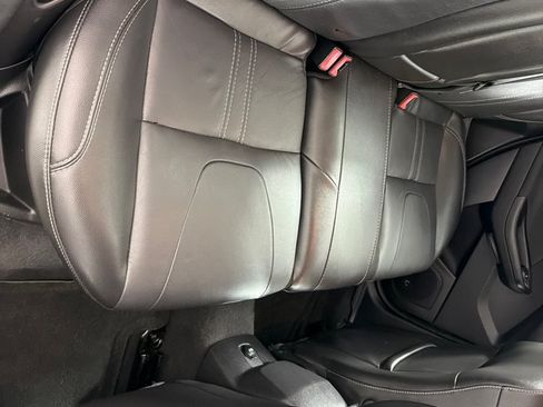 Used 2014 Ford Focus Titanium FWD image 19