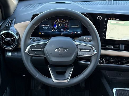New 2026 Chevrolet Equinox ACTIV w/ Convenience Package III FWD image 14