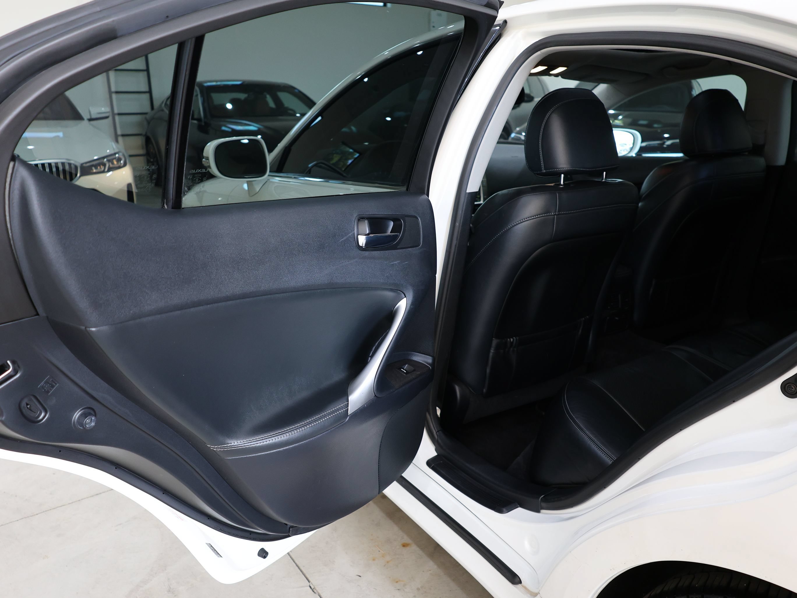 Used 2012 Lexus IS 250 w/ Premium Pkg Value Edition RWD image 19