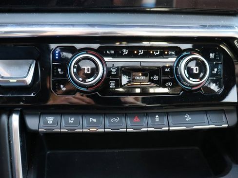 Used 2025 GMC Sierra 2500 Denali Ultimate image 26