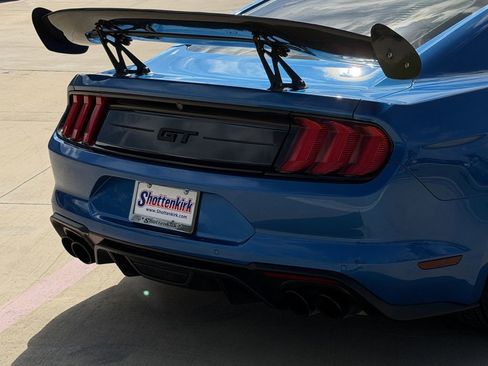 Used 2019 Ford Mustang GT Premium RWD image 6