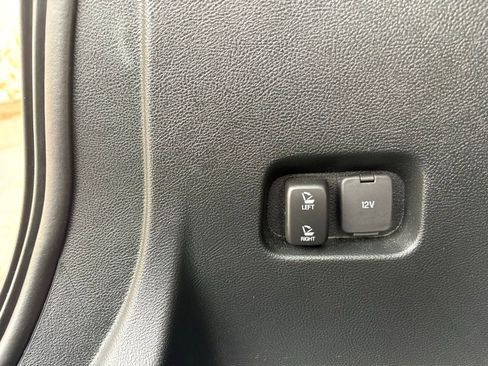 Used 2022 Ford Edge ST-Line image 12