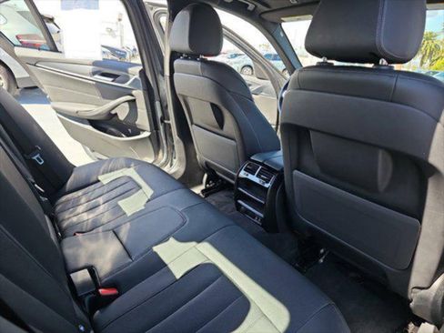 Used 2023 BMW 530e w/ M Sport Package RWD image 11