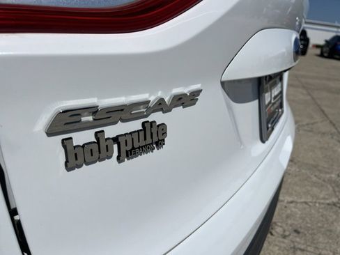 Used 2016 Ford Escape S FWD image 32