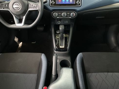 Used 2025 Nissan Versa SV FWD image 14