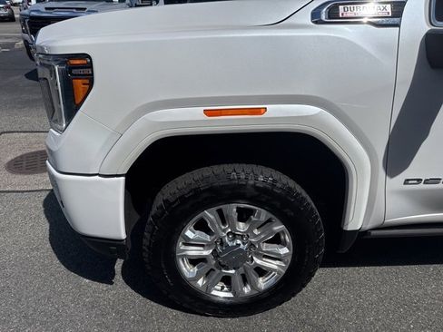 Used 2023 GMC Sierra 2500 Denali w/ Denali Ultimate Package image 4