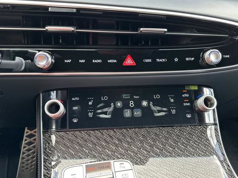 New 2026 Genesis GV70 3.5T Sport Prestige AWD/4WD image 19