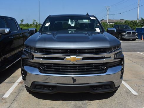 Used 2019 Chevrolet Silverado 1500 LT w/ All-Star Edition AWD/4WD image 2
