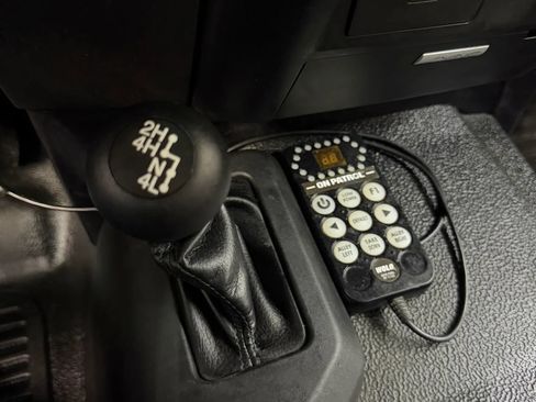 Used 2017 Ford F450 XL w/ Power Equipment Group AWD/4WD image 27