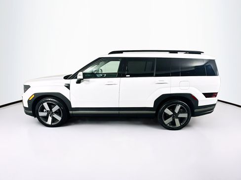 Used 2025 Hyundai Santa Fe Limited image 3